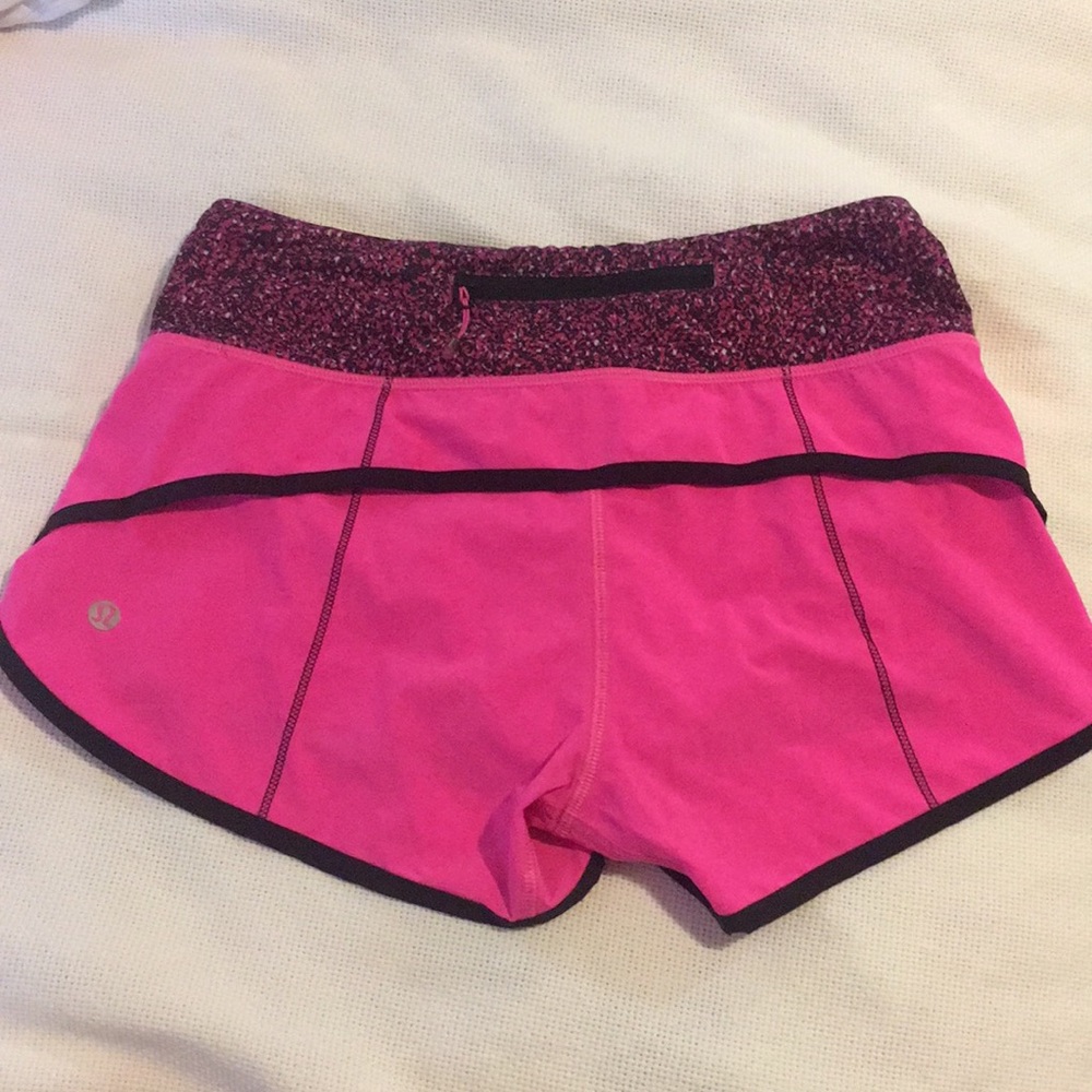 🍋Lululemon Speed up Shorts🍋 - Picture 2 of 5